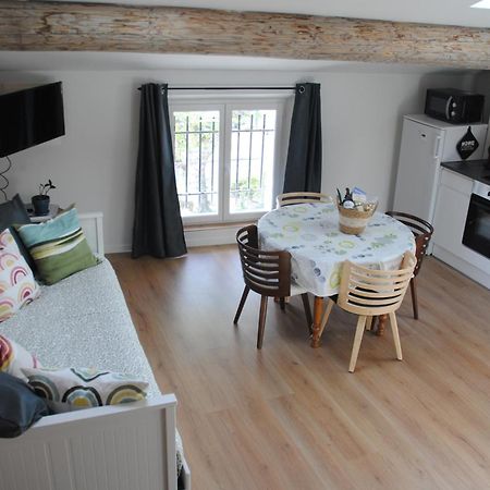 Appartement Cosy Au Deuxieme Etage Malaucène Exterior foto